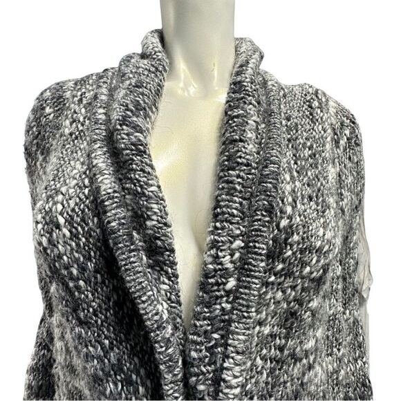 VICTORIA’S Secret Womens Cardigan Sweater Size S Gray Chunky Knit Wool Blend - Picture 3 of 10